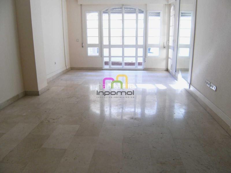 Foto 07287fd2-1d4c-431c-b4ef-241566e0e327. Piso amplio piso con terraza en el centro!!! en Casco Antiguo Badajoz