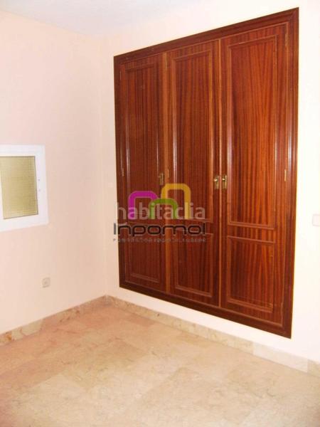 Foto a374a6d7-0e78-45bb-a702-f2433db58f8e. Piso amplio piso con terraza en el centro!!! en Casco Antiguo Badajoz