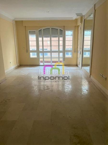 Foto d551dcfb-26e8-4150-814b-a4aa1e9a6e08. Piso amplio piso con terraza en el centro!!! en Casco Antiguo Badajoz