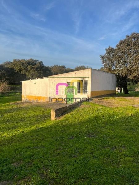 Foto e13f7de6-db69-4c35-8377-ccfaf12a4b23. Masia amb calefacció aparcament piscina a Las Vaguadas Badajoz