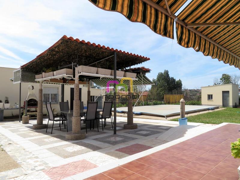 Foto 57d5f422-06c3-4538-bd84-6f1f7f9456aa. Chalet con riscaldamento parcheggio piscina in Dehesilla de Calamón - Campomanes Badajoz