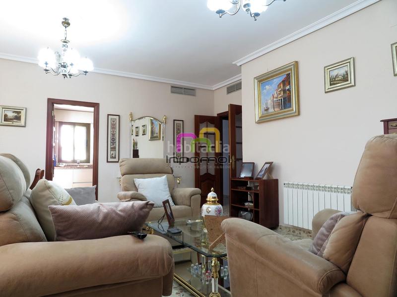 Foto 87dd1fe4-2f87-4780-98b8-726ee7567b00. Chalet con riscaldamento parcheggio piscina in Dehesilla de Calamón - Campomanes Badajoz