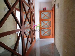 Rent Office space in Pardaleras. Estupenda oficina en alquiler!