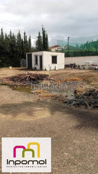 Foto bcd39bf8-32a5-47eb-920b-bdcdb225123f. Terreno residencial amplia parcela, ubicacion privilegiada en Badajoz