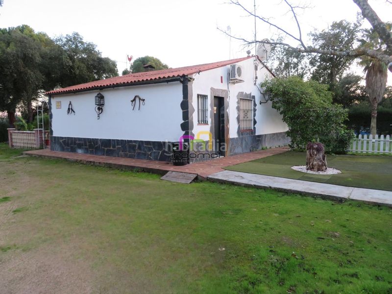 Foto 7f7c50da-49d9-4540-8430-b1d8ac3afd98. Masia amb calefacció aparcament piscina a Casco Antiguo Badajoz