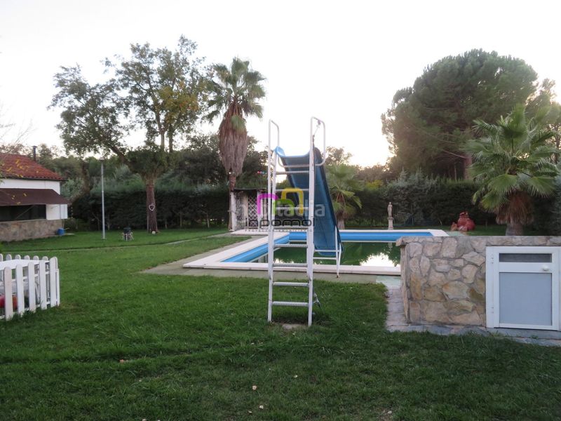 Foto ece178a2-2790-4a5b-90ea-9fe8a5363b12. Masia amb calefacció aparcament piscina a Casco Antiguo Badajoz