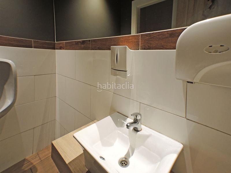 Foto 289aee46-4ac1-4094-b185-f1091b0b62e0. Location local commercial avec chauffage dans Monte Alto - Zalaeta - Atocha Coruña (A)