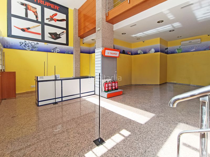Foto a842950a-99ce-471e-8069-46319c5eab94. Alquiler local comercial en plaza josé gonzález dopeso 51 *** este local de más de 230 metros te dará la máxima visibilidad en la cubela*** en Coruña (A)