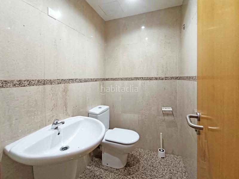 Foto 6f7b8762-a85a-4354-8813-4500b53690bb. Lloguer local comercial a plaza josé gonzález dopeso 51 a Coruña (A)