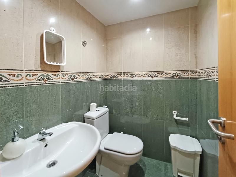 Foto 311ddf64-7d71-44cb-a25c-01b7b627210f. Rent business premise in plaza josé gonzález dopeso 51 in Coruña (A)