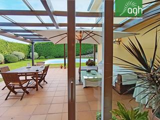 Chalet  Calle cruz de sar. *** descubre el lujo silencioso en bergondo ***