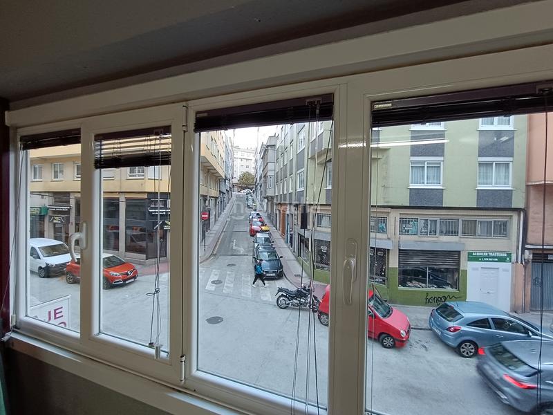 Foto 2677d466-08c1-4cbe-a632-5affc0b63359. Miete geschäftsraum in rua ramon maría aller 2 in Coruña (A)