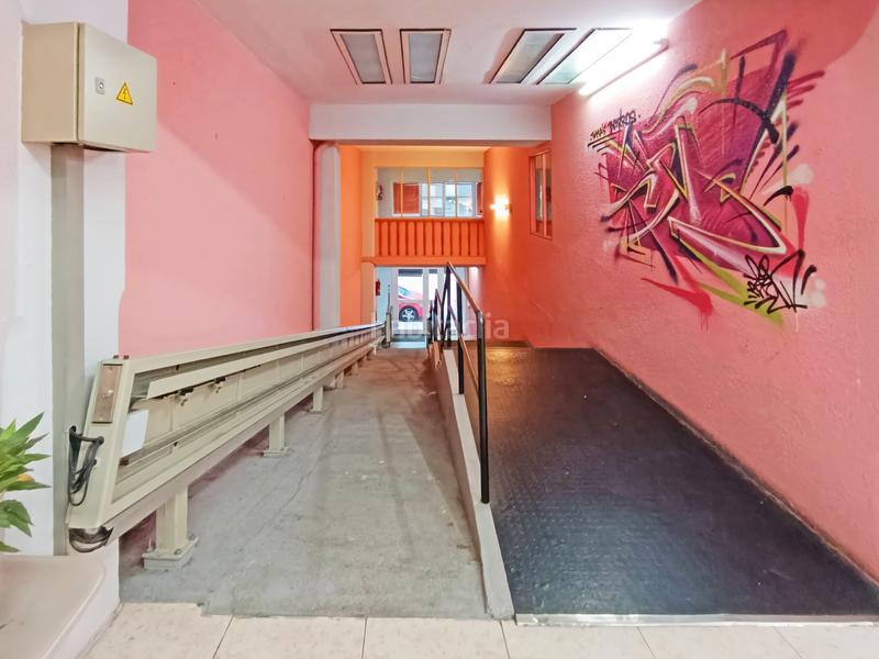 Foto 6ce05071-48c0-49bf-b09f-5816bdcbabea. Miete geschäftsraum in rua ramon maría aller 2 in Coruña (A)