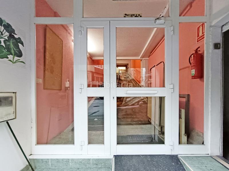 Foto 891bb9b9-aa56-42b7-be99-ce3aaba10581. Miete geschäftsraum in rua ramon maría aller 2 in Coruña (A)