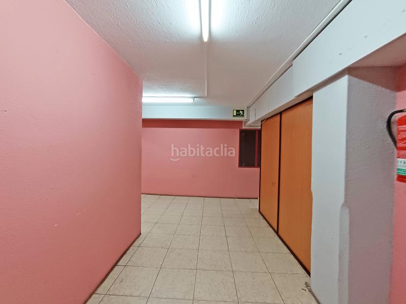 Foto f53a3cc0-058b-442a-9c6c-084efc46fb88. Miete geschäftsraum in rua ramon maría aller 2 in Coruña (A)