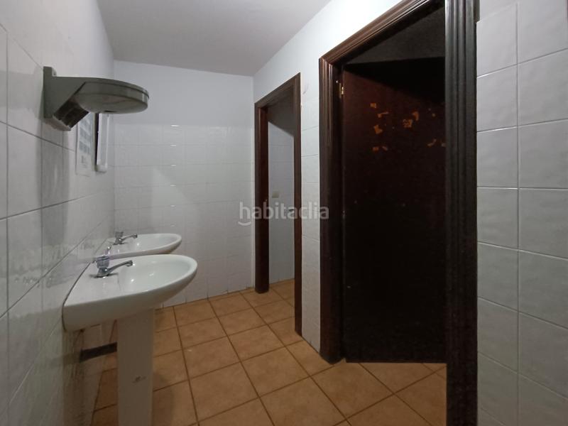 Foto 4c6fad43-e559-4ae4-a4af-4705406c875c. Rent business premise in rua ramon maría aller 2 in Coruña (A)