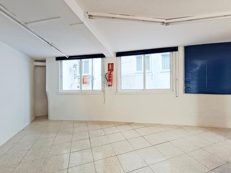 Foto 5758f46b-3e8f-450b-b7cd-35d374f94240. Rent business premise in rua ramon maría aller 2 in Coruña (A)