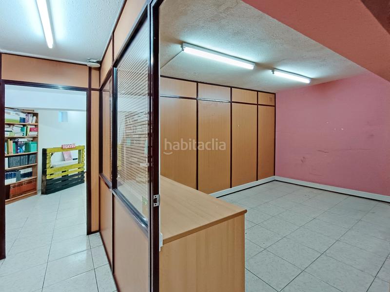 Foto 9337e3b0-88e6-4303-bd8f-d30e81146193. Rent business premise in rua ramon maría aller 2 in Coruña (A)