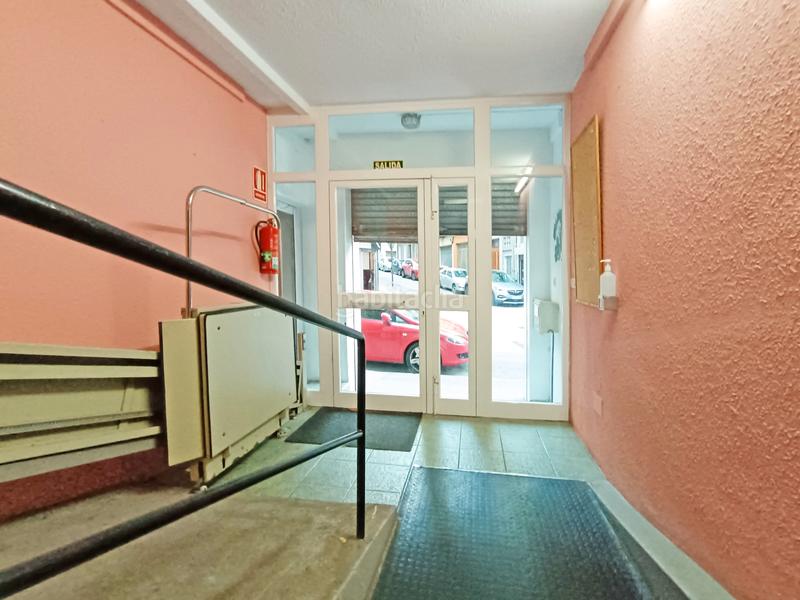 Foto ba43af8b-9e6e-478c-8d82-7522ca6d6f2c. Rent business premise in rua ramon maría aller 2 in Coruña (A)