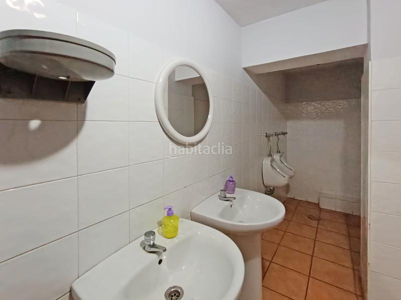 Foto cf980c4c-1ec7-4149-b7e4-c1c511613630. Rent business premise in rua ramon maría aller 2 in Coruña (A)