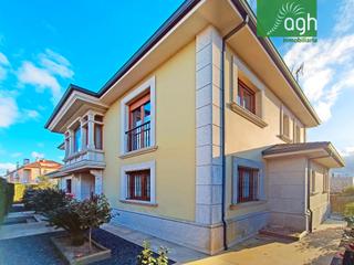 Chalet  Rúa simón bolívar. *** elegancia, espacio y exclusividad en las galeras ***