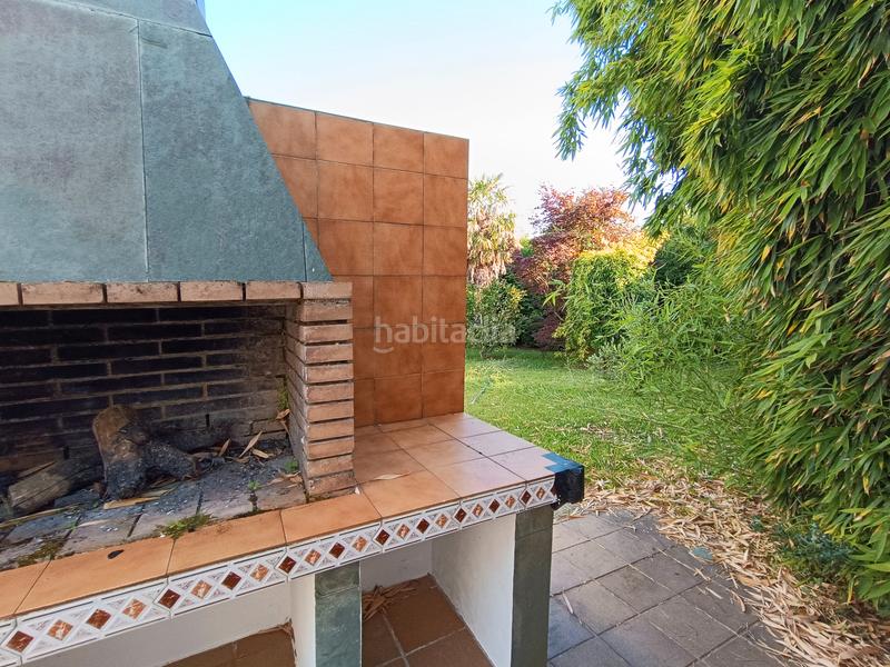 Foto 6d6b62a1-3409-4bbb-b884-1a95211f1474. Chalet *** una casa con personalidad en el centro *** en Oleiros