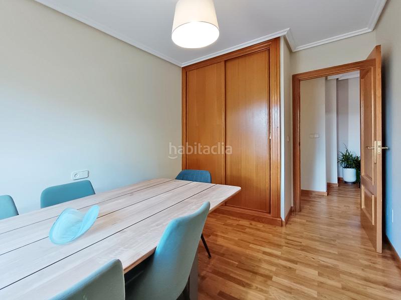 Foto 1ba8592c-dde0-447b-bd26-2146f8e6f440. Piso *** luz, espacio y comodidad para tu familia en Perillo *** en Oleiros