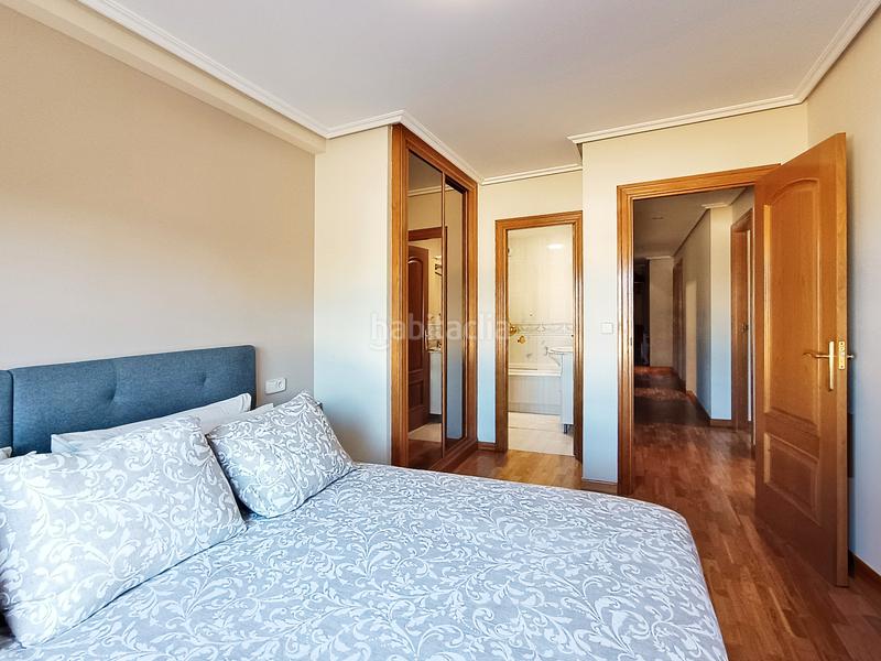 Foto 7e3f1ab4-8110-46d4-9825-432a3109072c. Piso *** luz, espacio y comodidad para tu familia en Perillo *** en Oleiros