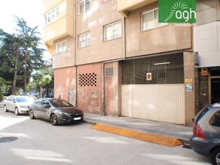 Parking coche en Ra rianxo 6. *** plaza de parking en la plaza de la cubela ***