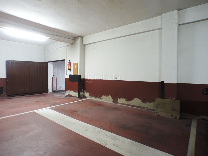 Foto 1b1f15ae-11f8-49bf-a39a-37d85e23c791. Aparcament cotxe a rúa rianxo 6 a Cuatro Caminos - Plaza de la Cubela Coruña (A)