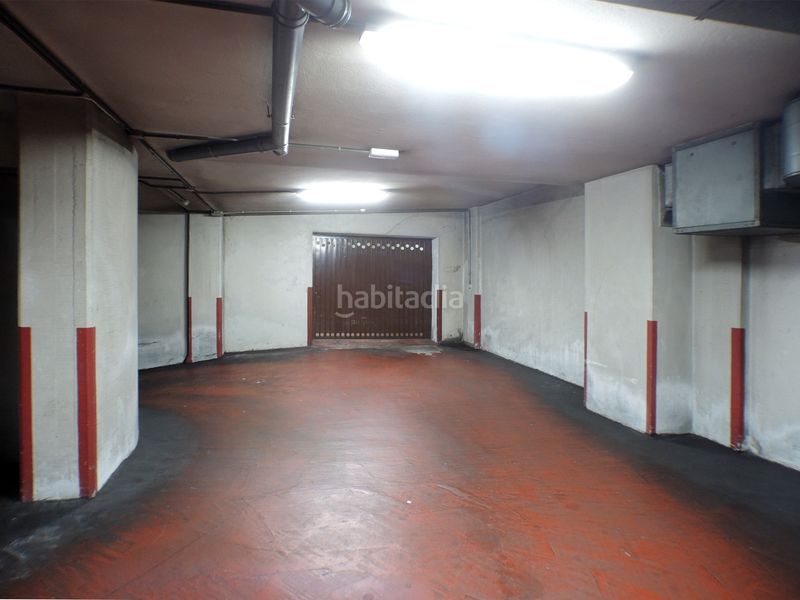 Foto 32dfe4f9-743c-4a30-b857-951f414d08d6. Aparcament cotxe a rúa rianxo 6 a Cuatro Caminos - Plaza de la Cubela Coruña (A)