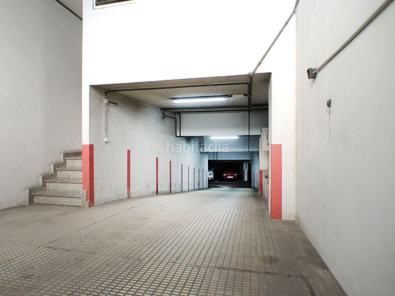 Foto 55825a7a-d23d-4088-b0dc-33ca2a3aa7b6. Aparcament cotxe a rúa rianxo 6 a Cuatro Caminos - Plaza de la Cubela Coruña (A)