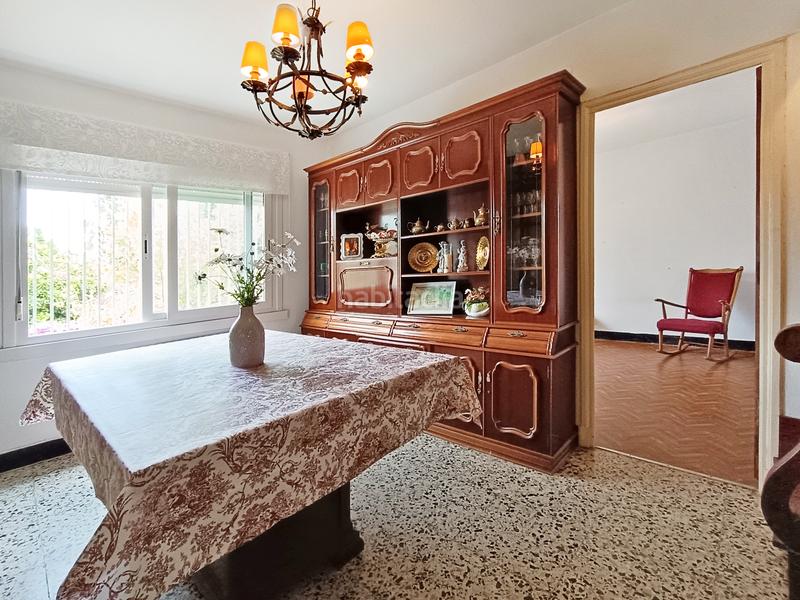 Foto 362e5523-3374-4d80-ae01-60b7b43bd288. Maison avec parking dans Sada