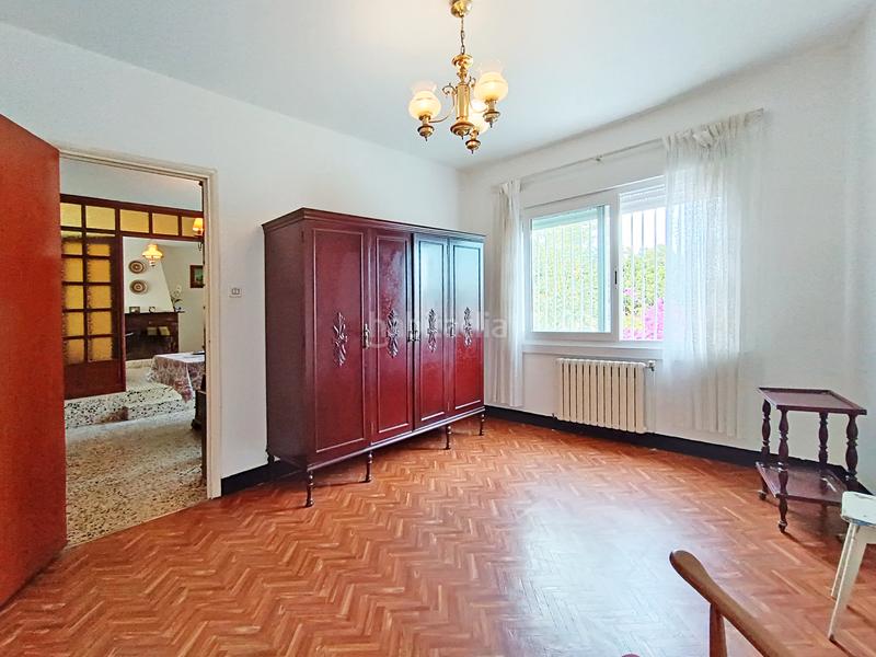 Foto fa0179a5-f8e9-4c98-b5bb-b246c4c7807d. Maison avec parking dans Sada