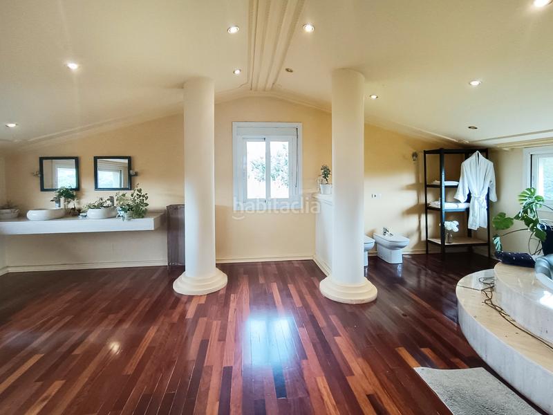 Foto de7639f3-f2c5-4512-9f7e-e37da10486de. Alquiler chalet en lugar penedo 39a *** dúplex con jacuzzi y jardín privado en m *** en Abegondo