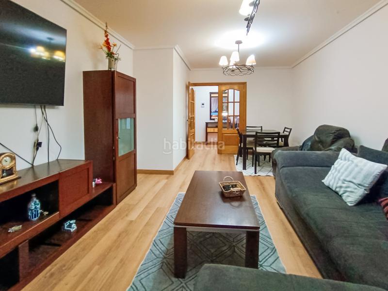 Foto 55990972-d759-4a97-9bc6-257f073d77e8. Pis amb calefacció aparcament a Sada