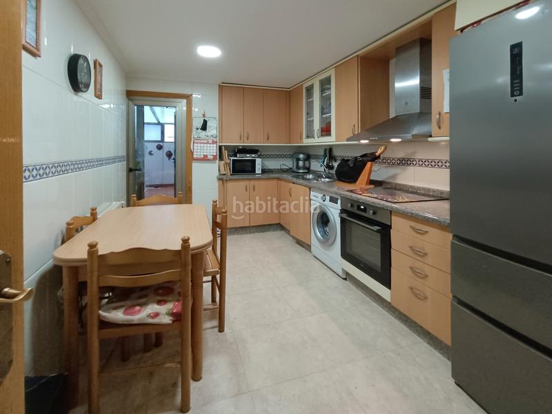 Foto a34b2f80-8885-4fce-abc0-1807a46f105c. Pis amb calefacció aparcament a Sada