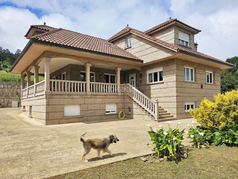 Foto a777cade-3895-4448-89e4-0d4926ae0435. Chalet in erbecedo 6 in Coristanco