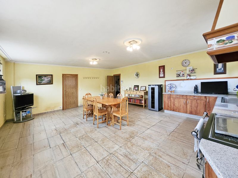 Foto c3aaf205-57e1-4b37-b9d1-574a9ed71933. Chalet in erbecedo 6 in Coristanco