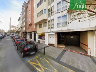Location Parking voiture  Rúa do socorro 35. *** esta plaza de garaje te facilita la vida en la zona del orzá