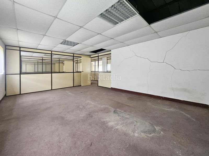 Foto 5d9fbb67-c437-4216-87e7-a9b9f4218ae4. Edificio in Coirós arriba 14 in Coirós