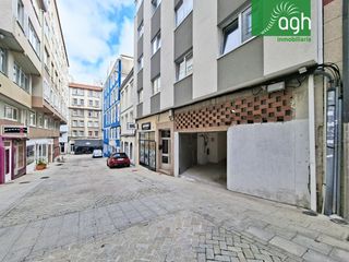 Business premise  Traves�a la gaiteira. *** 126 m� y 3,66 m en la peatonal: aqu� caben muchas ideas ***