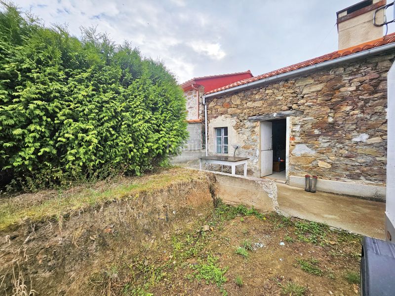 Foto 49d85bb6-6a4d-475e-ac7b-d06795121051. Casa adossada amb aparcament a Cariño