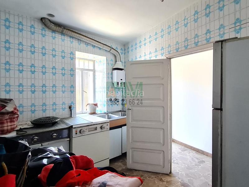 Foto c4338aec-abeb-4737-a0c9-5f4179cedac5. Casa amb aparcament a San Cibrao das Viñas