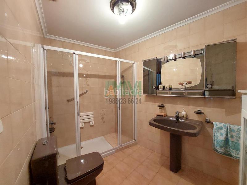 Foto f5284781-85ff-4425-bdcd-d8b2d603f581. Piso en Couto Ourense