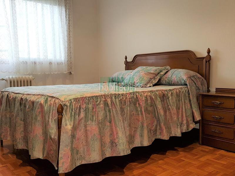 Foto 2a3b27fd-663f-4046-a1ed-19637441dd78. Location appartement avec chauffage dans Centro Ourense
