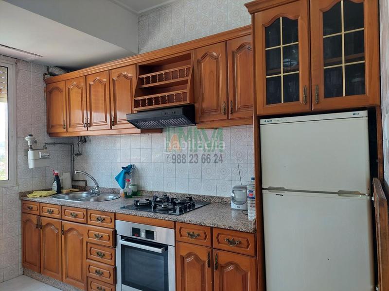 Foto f0c8fd8a-49c2-4b8b-8fe3-2dfc2a09917b. Location appartement avec chauffage dans A Carballeira Ourense