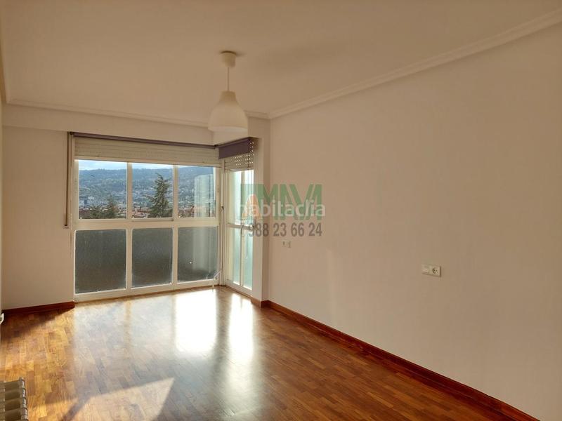 Foto a9d11aef-2637-46e8-a508-e4ee27b8b9c5. Location appartement avec chauffage parking dans Barrocanes Ourense