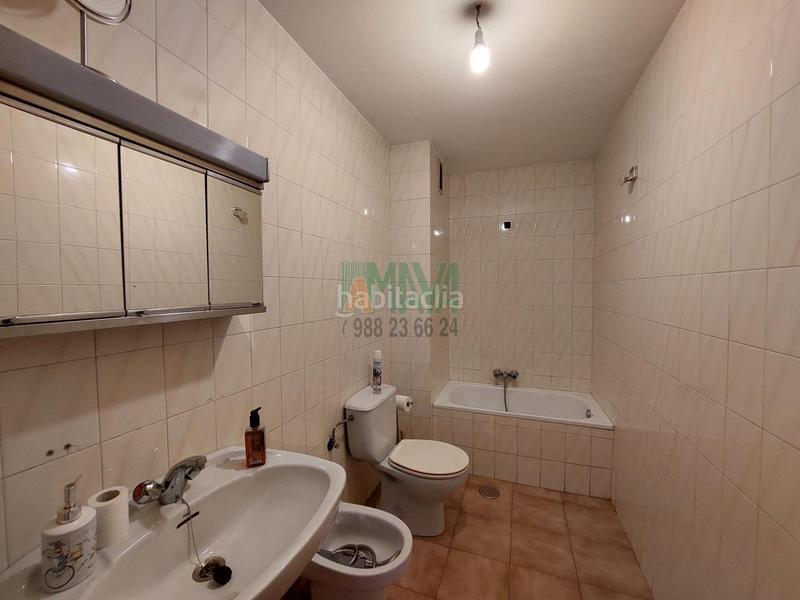 Foto 778d4a28-3310-4fb8-b2ee-c66038338599. Alquiler piso en Couto Ourense