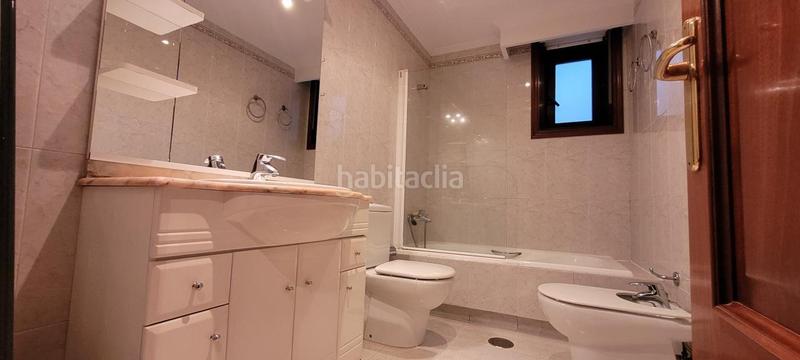 Foto 97d2206d-6e3f-4134-b4dc-6644ba1464d9. Location appartement avec chauffage parking dans Centro Ourense